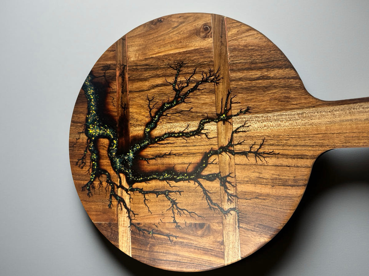 Australian resin cheese board with gold resin inlay flowing through acacia timber after fractal burning process, premium serving board, Fractal Flow Designs