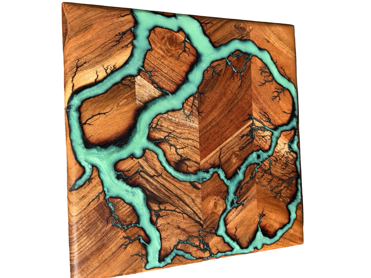 Iridescent green cutting board resin timber chopping board Australia East Gippsland Fractal Flow Designs